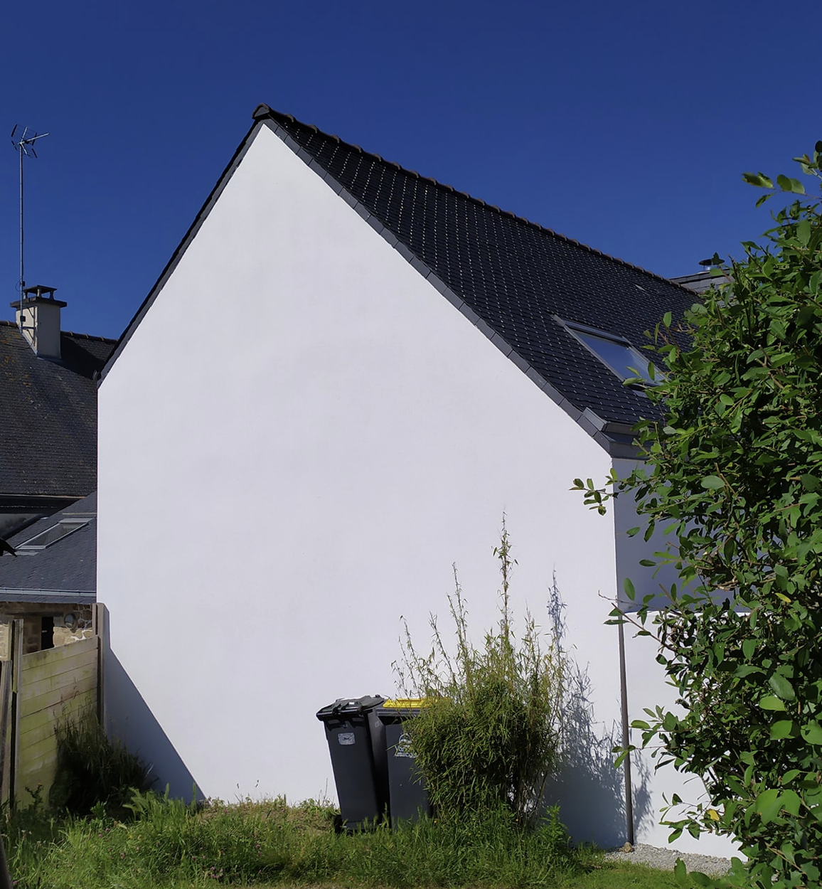 nettoyage facade vannes apres e1757080242628