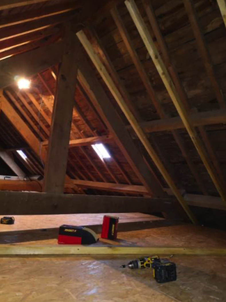 Rénovation d'une bâtisse ancienne avec isolations écologique des rampants à Saint Nolff 3 Bâtisse Saint-Nolff