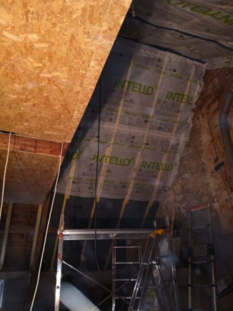 Rénovation d'une bâtisse ancienne avec isolations écologique des rampants à Saint Nolff 4 Bâtisse Saint-Nolff